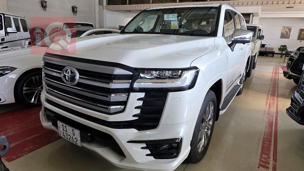 تويوتا لاندكروزر